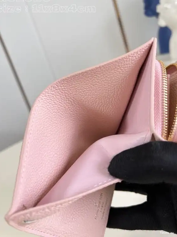 Cheap Vuitton Métis Louis Wallet-11*8*4CM 0615